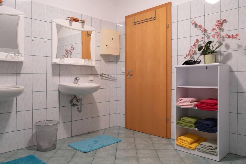 Tanjas Gemuetliches Haus Am Mondsee Innerschwand Ngoại thất bức ảnh